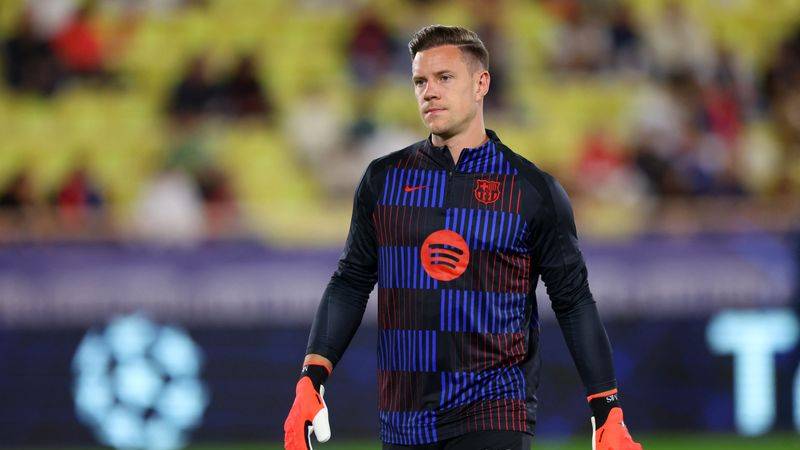 Arquero de Barcelona Ter Stegen será operado de la espalda y estará tres meses de baja