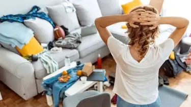Qué significa "aceptar" el desorden, según una psicóloga especializada: "Los platos no juzgan"