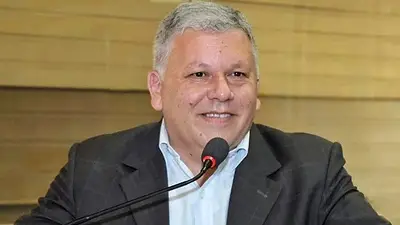 Muchos "votaron a Milei, pero ahora nos piden que gobernemos como el kirchnerismo": la confesión de un intendente radical Muchos "votaron a Milei, pero ahora nos piden que gobernemos como el kirchnerismo": la confesión de un intendente radical