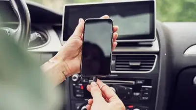 Qué uso darle a los celulares viejos para el auto. Cómo darle una segunda vida a los celulares para uso exclusivo en el auto. Qué uso darle a los celulares viejos para el auto. Cómo darle una segunda vida a los celulares para uso exclusivo en el auto.