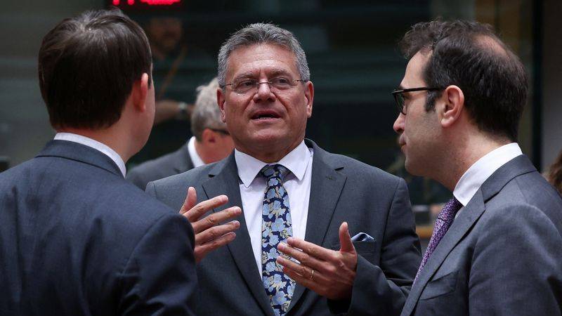 La UE aprueba aranceles de represalia a productos de EEUU y dice que el acuerdo está al alcance