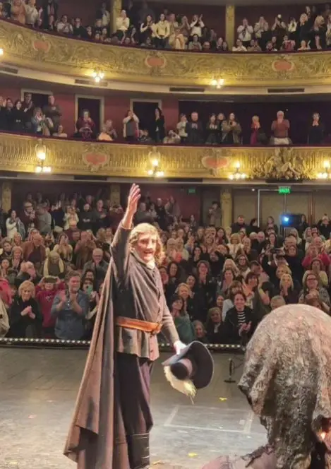 El Puma Goity en el teatro