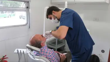 La UBA ofrece servicios odontológicos gratuitos en zonas vulnerables