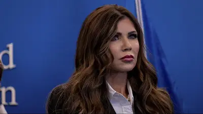 Trump echó a la funcionaria que dirigió las redadas antimigratorias en Minnesota Trump echó a la funcionaria que dirigió las redadas antimigratorias en Minnesota