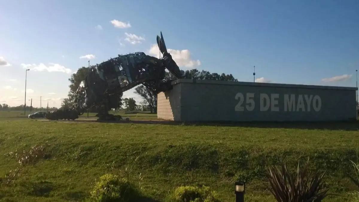 Dónde queda 25 de mayo.