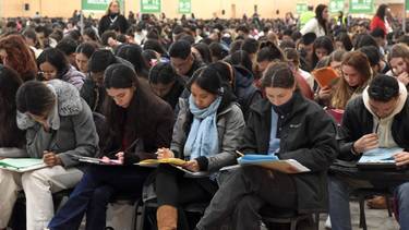 Examen de residentes: Ecuador exige a Milei no fomentar "xenofobia"