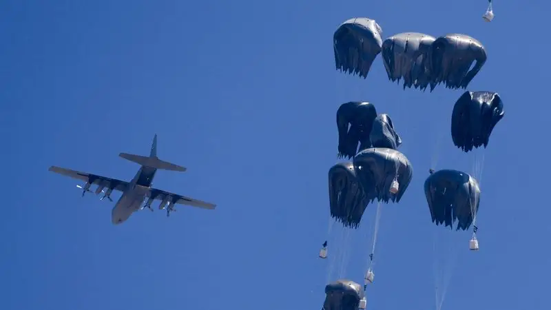 Israel detendrá cada día los combates en zonas de Gaza para facilitar corredores de ayuda