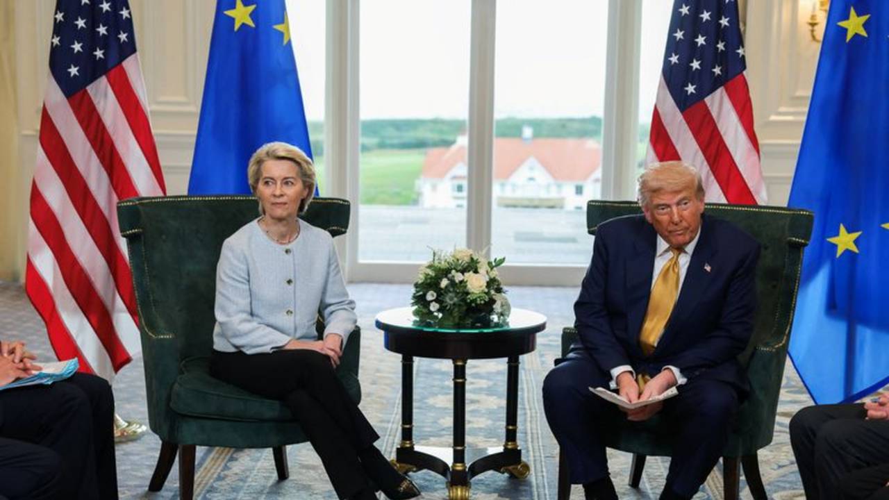 EEUU puso a la Unión Europea aranceles del 15%