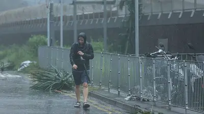 Cuatro muertos y ocho desaparecidos por las lluvias torrenciales en el norte de China Cuatro muertos y ocho desaparecidos por las lluvias torrenciales en el norte de China