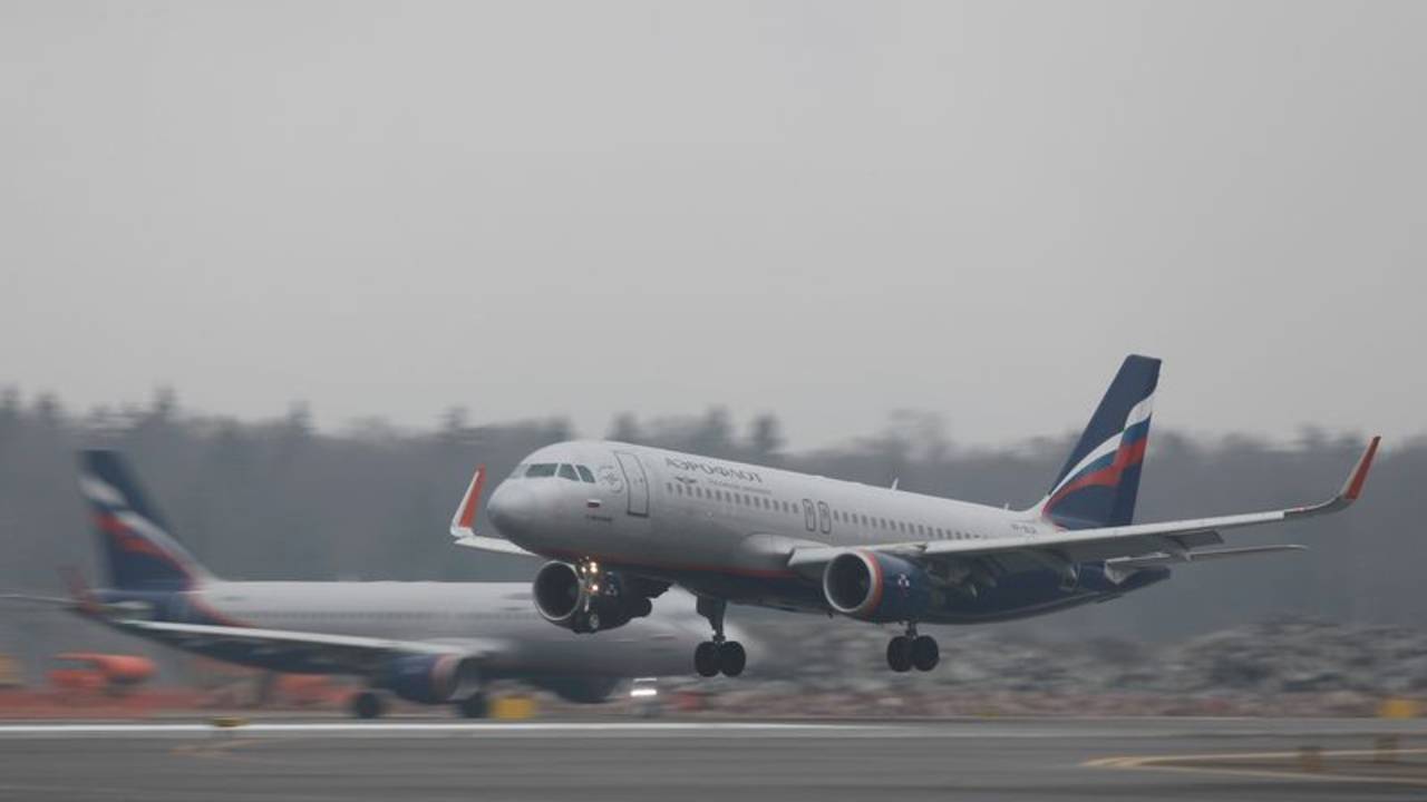 La aerolínea rusa Aeroflot cancela decenas de vuelos tras un fallo informático