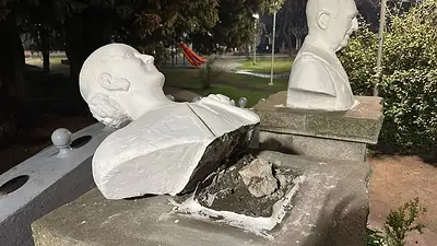 Destruyeron un busto de Evita en el aniversario de su muerte Destruyeron un busto de Evita en el aniversario de su muerte