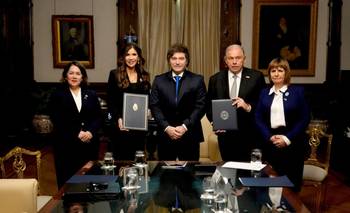 El Gobierno inició el trámite para que argentinos ingresen a EEUU sin visa | Javier milei presidente