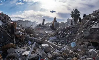 El ingenioso invento sin electricidad ni tecnología que protege edificios de terremotos | Construcción