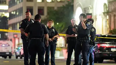 Un tiroteo masivo en un rascacielos de Nueva York deja 5 muertos, incluido el atacante Un tiroteo masivo en un rascacielos de Nueva York deja 5 muertos, incluido el atacante