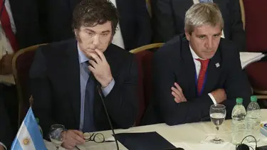Día D por los bonos: el Gobierno define entre suba de tasas o más presión al dólar