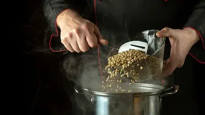 Por qué hay que ponerle un chorro de vinagre al agua de las lentejas. Cómo realzar el sabor de las lentejas. Vinagre en las lentejas que efecto hace. Por qué hay que ponerle un chorro de vinagre al agua de las lentejas. Cómo realzar el sabor de las lentejas. Vinagre en las lentejas que efecto hace.