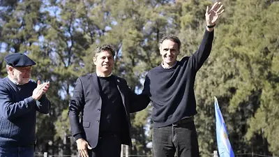 Gabriela Katopodis con Axel Kicillof. Gabriela Katopodis con Axel Kicillof.