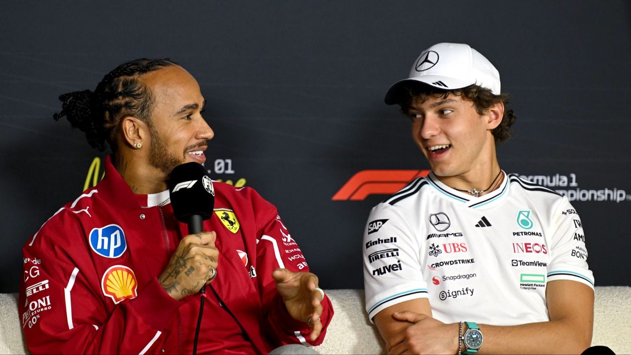 Lewis Hamilton y Kimi Antonelli.