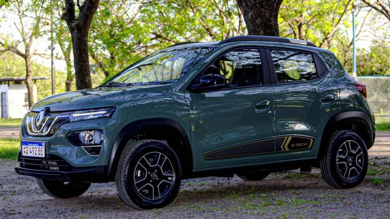 Los modelos de los 33 autos eléctricos e híbridos que se importan hasta enero de 2026 en Argentina: cuáles son