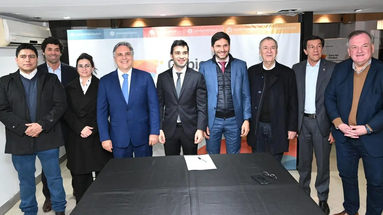 La alianza de los gobernadores de centro modifica la relación de fuerzas en el Congreso