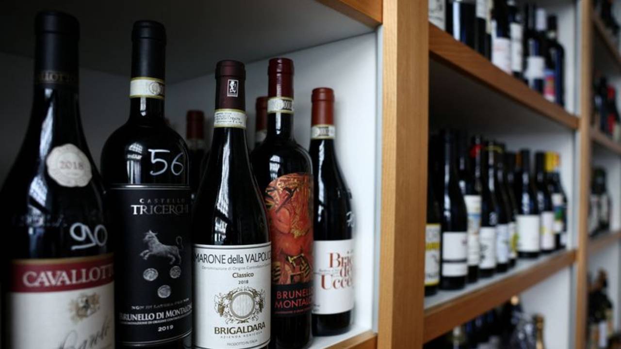 Vinos y espirituosas de la UE tendrán un arancel en EEUU del 15% el 1 de agosto, según una fuente