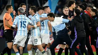 Costas cuestionó los arbitrajes contra Racing y Rapallini salió al cruce: "Que se haga cargo"