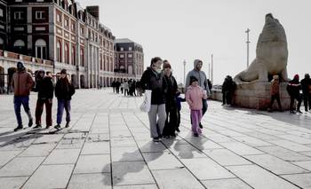 Un hotelero de Mar del Plata comparó este diciembre con la crisis de 2001  | Javier milei presidente