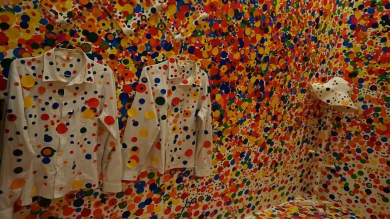 Descubre la influencia de Yayoi Kusama en Latinoamérica