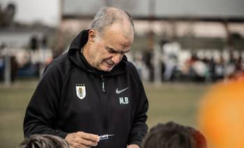 Un viejo conocido del fútbol argentino es el gran candidato a reemplazar a Bielsa | Selección de uruguay