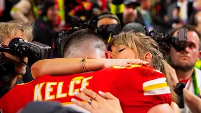 La boda de Taylor Swift y Travis Kelce fascina y desconcierta a los medios de comunicación La boda de Taylor Swift y Travis Kelce fascina y desconcierta a los medios de comunicación