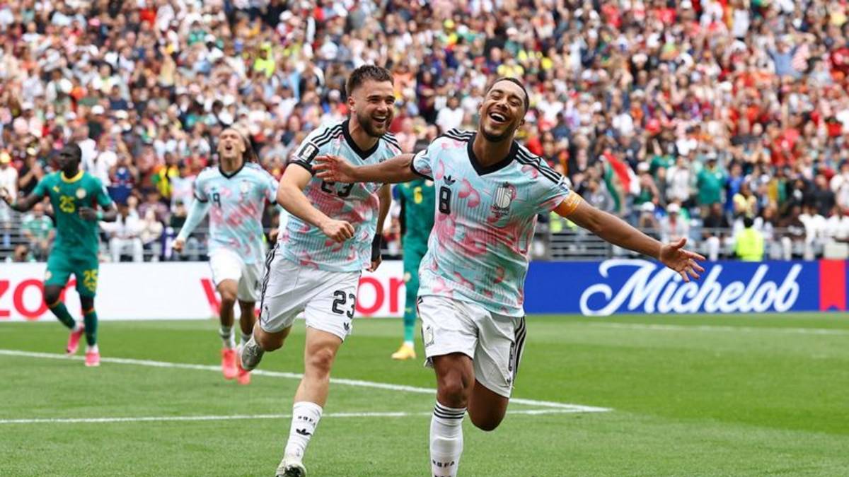 Bélgica clasifica a octavos de final del Mundial con un penal a los 125 minutos ante Senegal