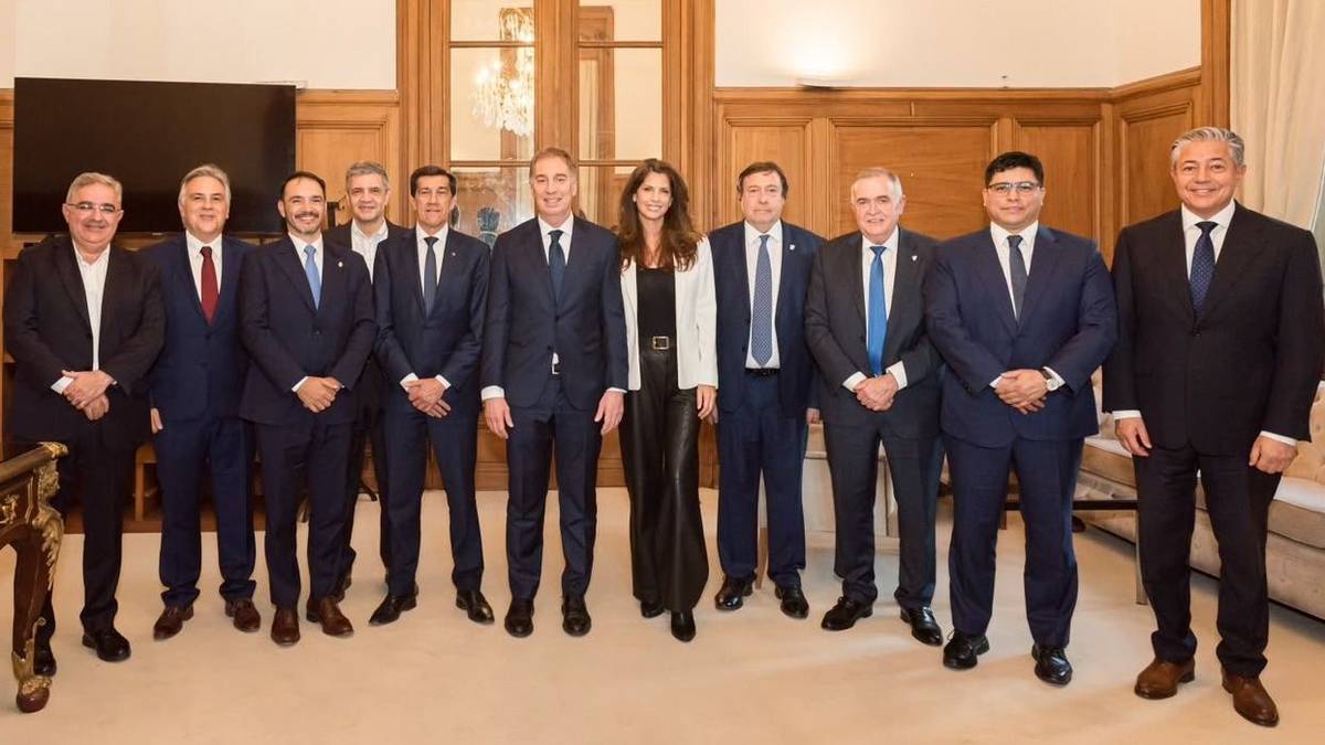 Los gobernadores fueron al besamanos de la Rosada, pero la Coparticipación volvió a caer