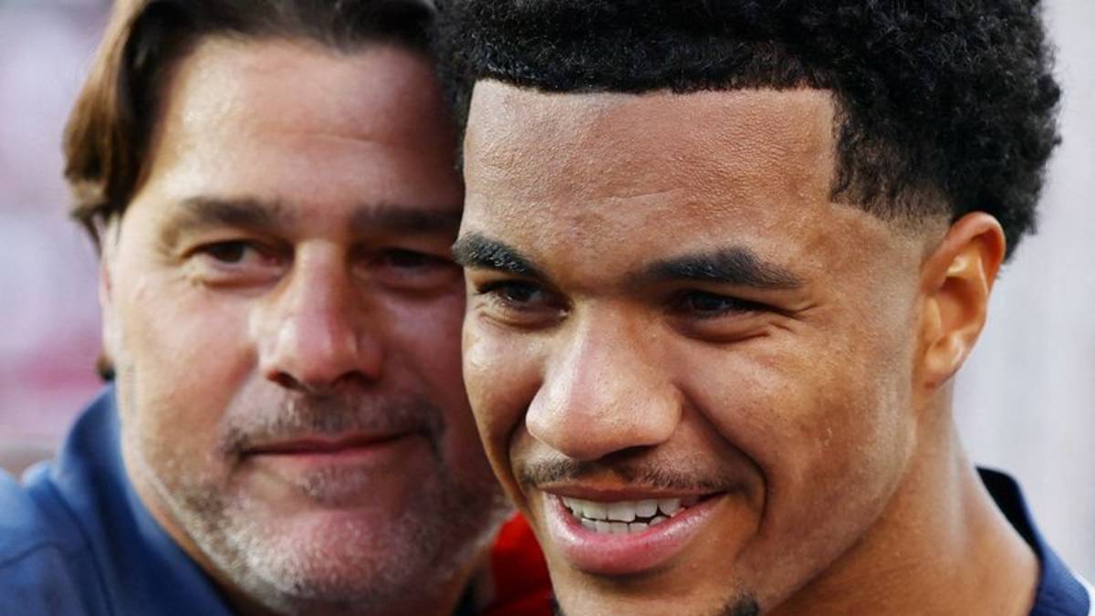 Pochettino, técnico de EEUU, dice que Balogun no merecía la tarjeta roja