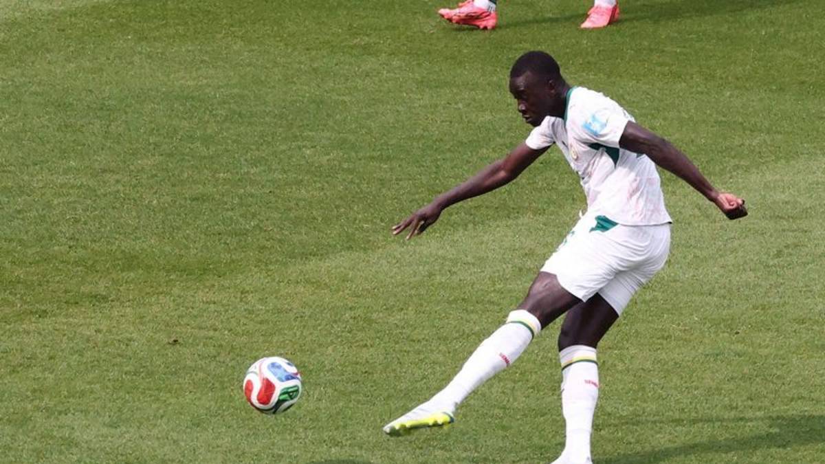 Gueye dice que no estará disponible para la selección de Senegal con el actual cuerpo técnico