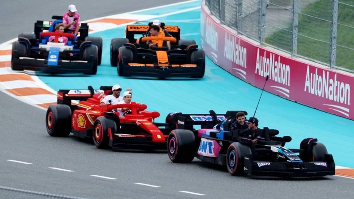 Los pilotos darán una vuelta a Silverstone en autos de Lego antes del Gran Premio de Gran Bretaña