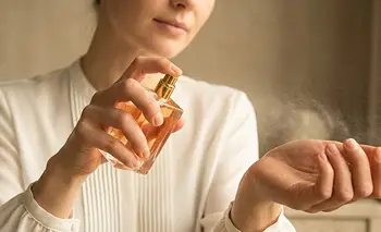 Tres perfumes de mujer nacionales y económicos para oler a diosa | Belleza