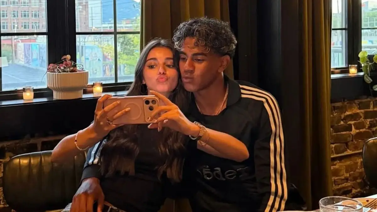 Cómo se conocieron Lamine Yamal y su novia Inés García: así es su historia de amor