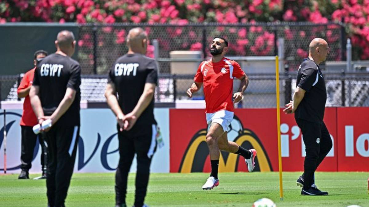DT de Egipto aún duda sobre titularidad de Salah ante Australia por dieciseisavos del Mundial