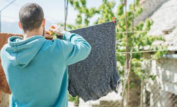 En medio de la ola polar: los mejores trucos para secar la ropa en invierno | Ola polar