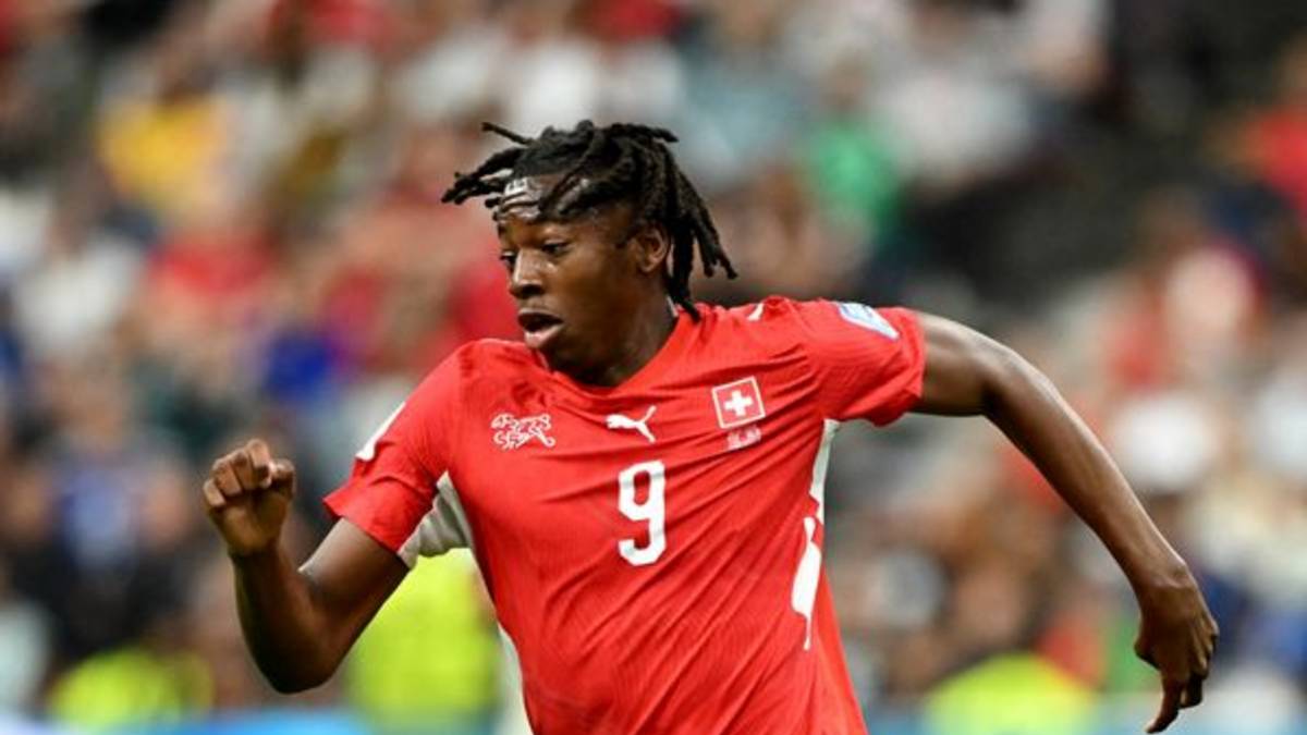 Manzambi lidera a Suiza en la histórica victoria sobre Argelia en el Mundial