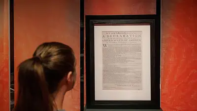 Descubren en Reino Unido ejemplar "extremadamente raro" de la Declaración de Independencia de EEUU Descubren en Reino Unido ejemplar "extremadamente raro" de la Declaración de Independencia de EEUU