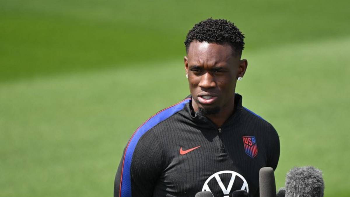 Suspendido Balogun enfocado en apoyar a la selección EEUU en su partido frente a Bélgica