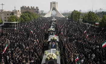 Millones despiden al ayatolá Alí Jamenei mientras Cisjordania sigue bajo ataque israelí | Conflicto en medio oriente