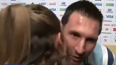 Gesto de Messi cuando vio a Sofi Martinez. Gesto de Messi cuando vio a Sofi Martinez.