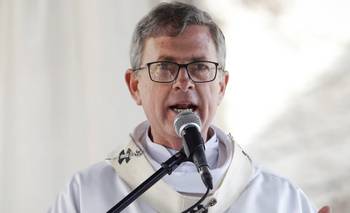 García Cuerva apuntó contra el Gobierno y pidió no ser "indiferentes" frente a la pobreza | Crisis económica