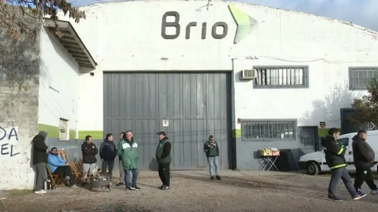 Una empresa de logística echó a 60 trabajadores de Rosario y acumula 200 despidos en todo el país