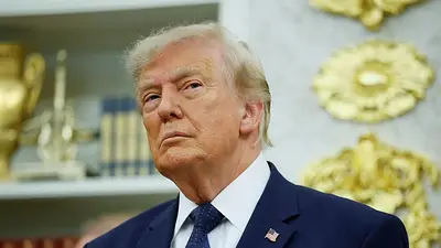 Trump dice que pidió al presidente de la FIFA que revisara falta que causó tarjeta roja a Balogun Trump dice que pidió al presidente de la FIFA que revisara falta que causó tarjeta roja a Balogun