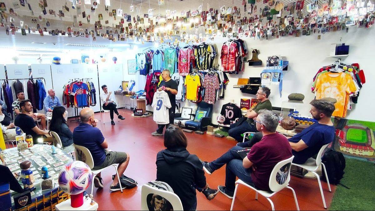 Las historias ocultas detrás de las camisetas del Mundial 2026, reunidas en un nuevo libro