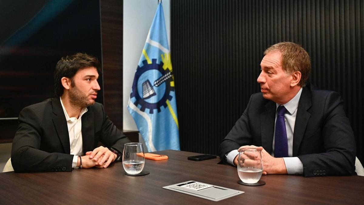 La habilitación de listas colectoras no consigue apoyos ni en la oposición dialoguista