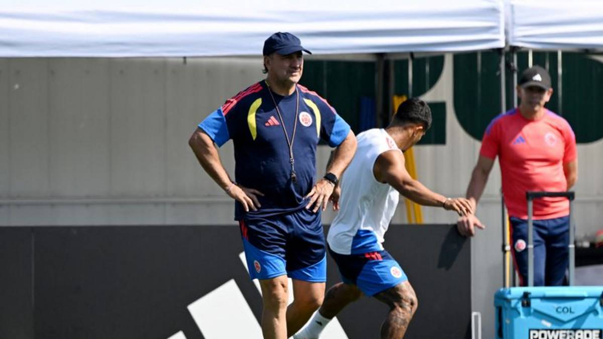 Flexibilidad, la palabra clave de DT Lorenzo de cara a choque de Colombia con Suiza por octavos final